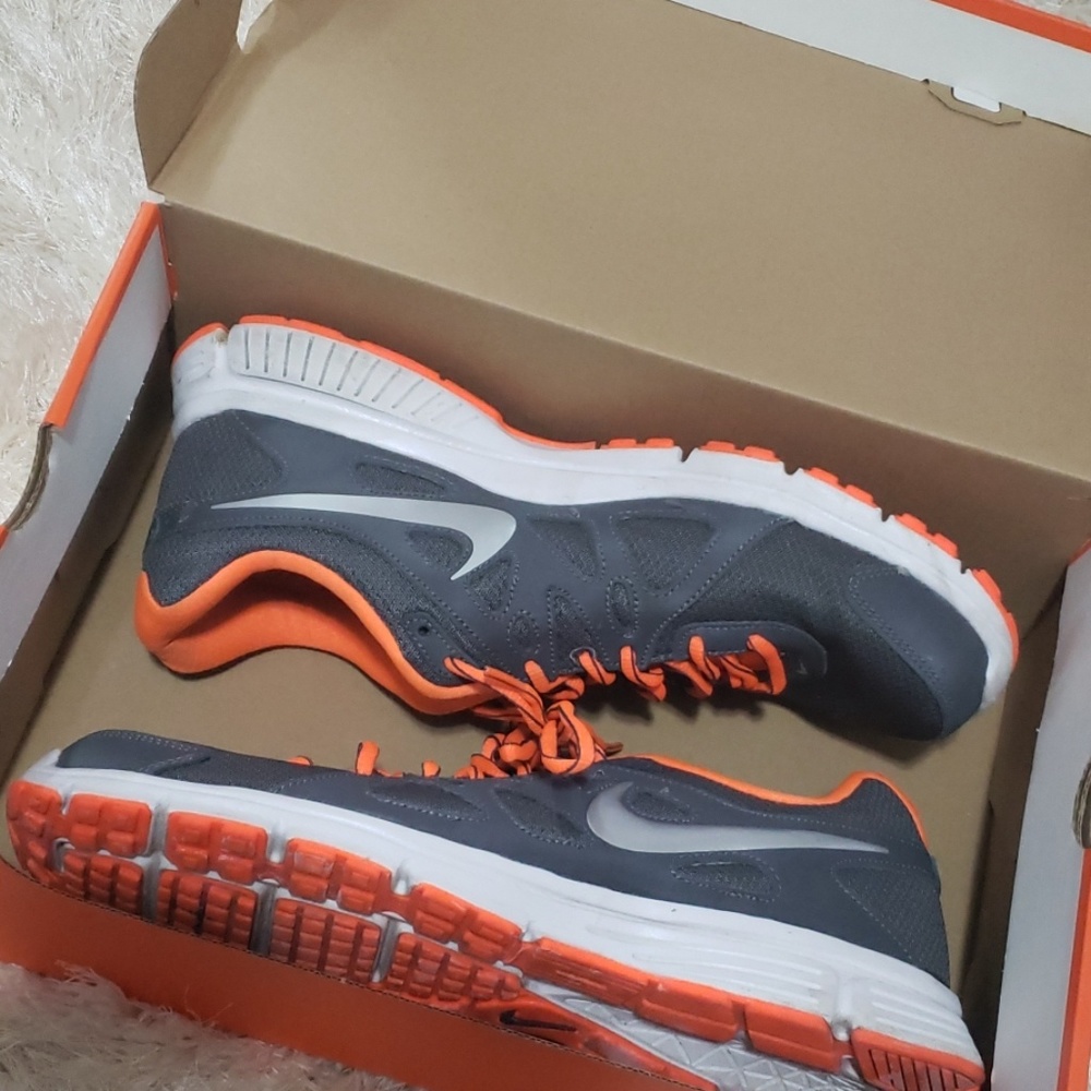 Nike
